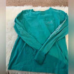 Vineyard Vines XS long sleeved tee